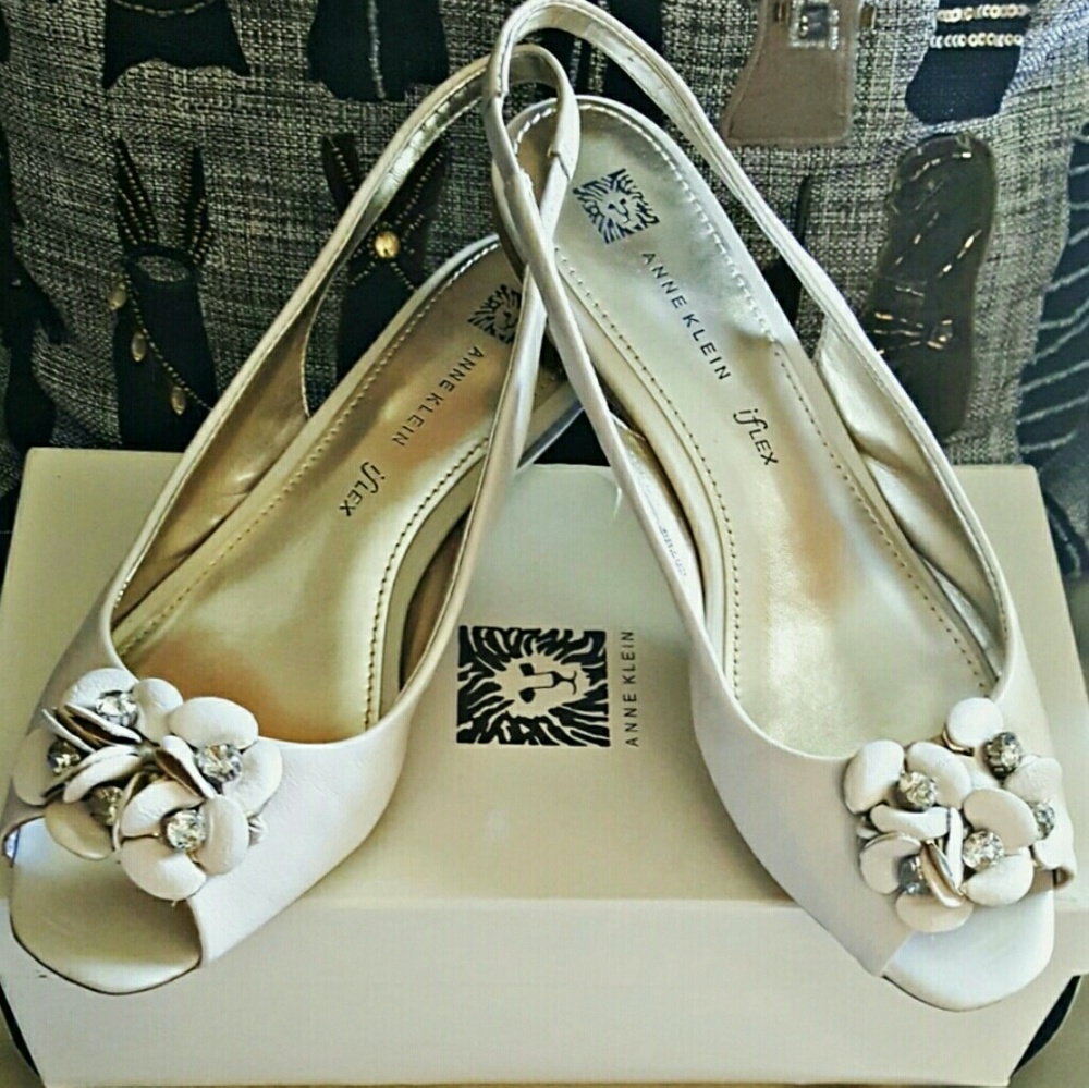 Anne Klein Flats Size 9M